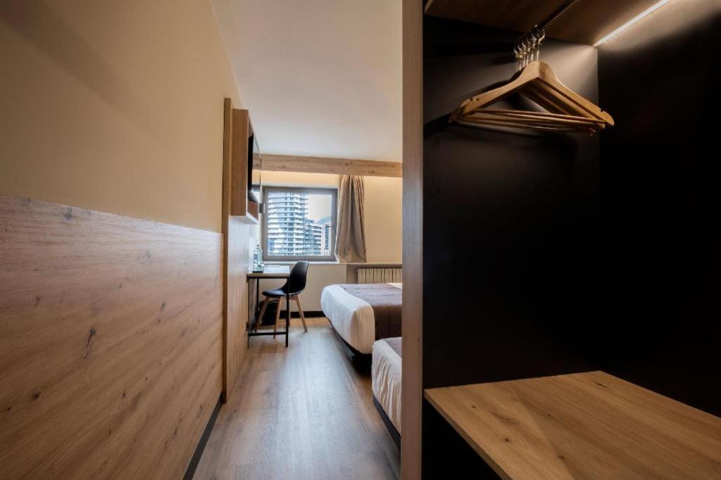 Hotel Comtes D Urgell Andorra la Vella Buitenkant foto