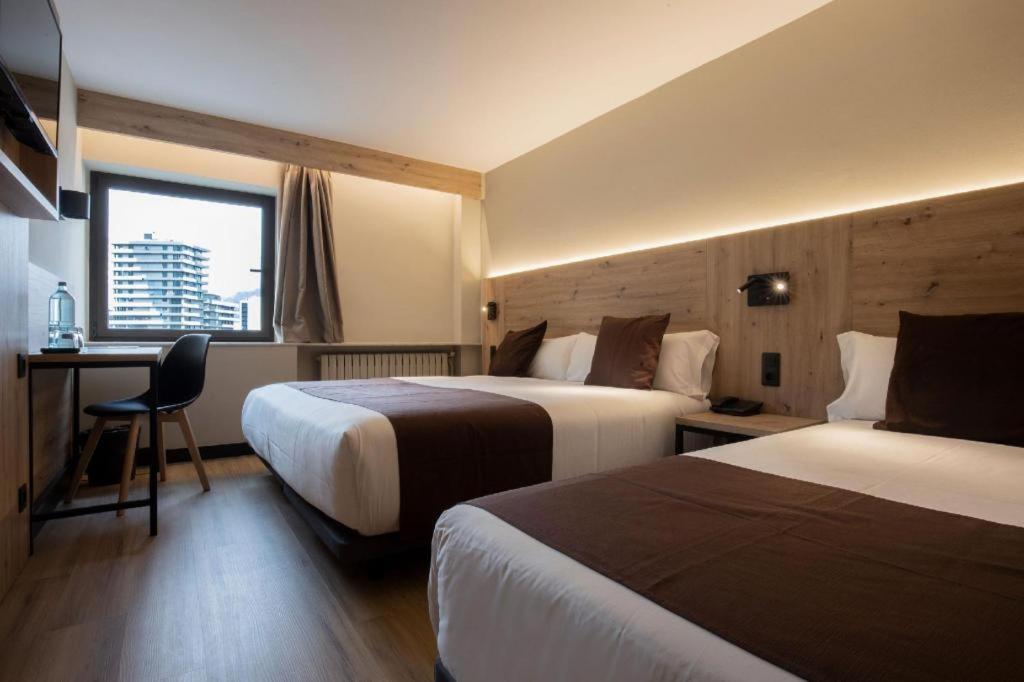 Hotel Comtes D Urgell Andorra la Vella Buitenkant foto